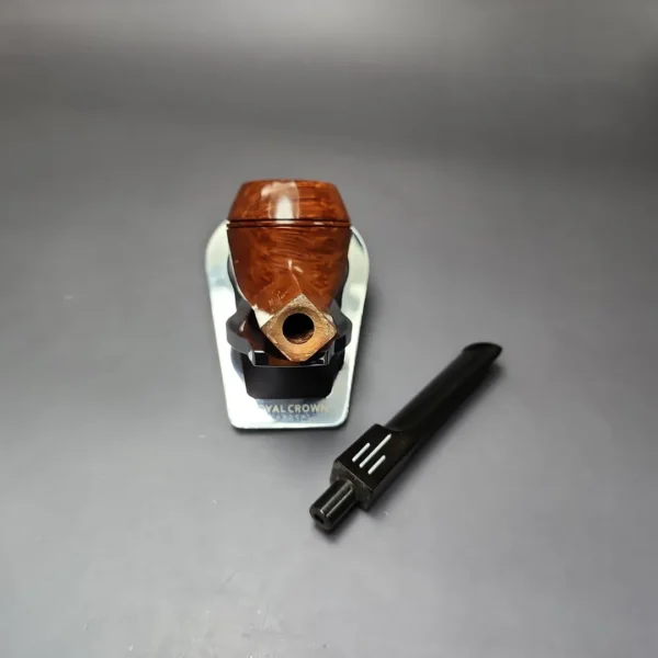 The Everyman by Comoys 9 Smooth Bulldog Estate Briar Pipe, Unsmoked - Image 13