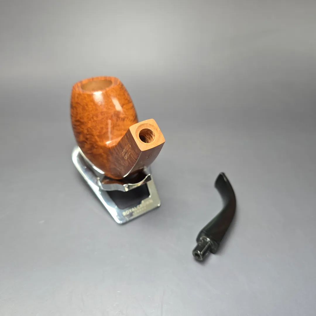 Castello "Castello" G Large Smooth Panel Shank Egg Estate Briar Pipe, Unsmoked - Image 13