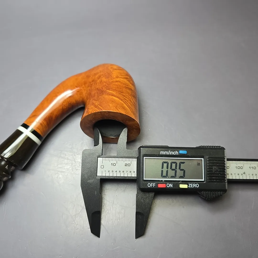 Unknown (Probably Armellini) Smooth Cavalier Estate Briar Pipe, Italian Estates - Image 7