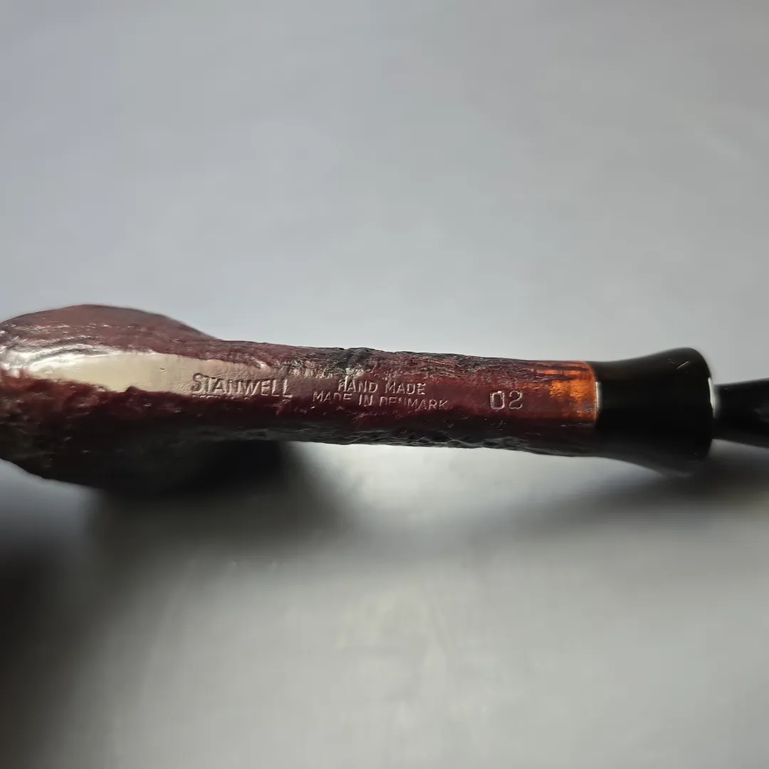 Stanwell Hand Made 02 Reg Era Sandblasted Opera Estate Briar Pipe, Danish Estates - Image 9