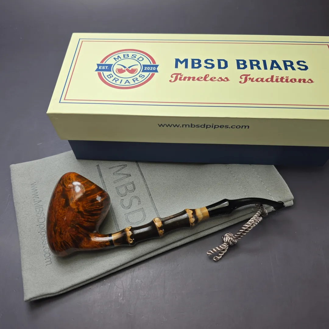 MBSD Briars Modern Masters 1 Smooth Peewit w/ Bamboo Briar Pipe, New - Image 2