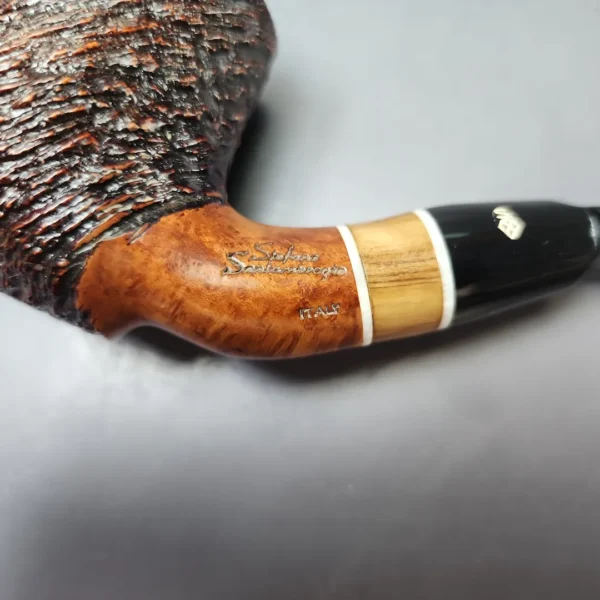 Stefano Santambrogio Partially Rusticated Dublin w/ Olivewood Estate Briar Pipe, Italian Estates - Image 10