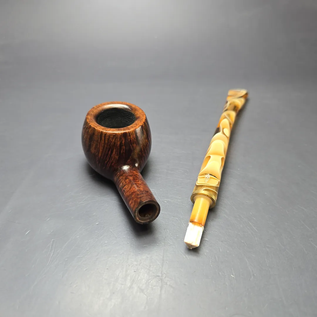 Savinelli Prince of Wales Smooth Prince Estate Briar Pipe, Italian Estates 6mm - Image 2