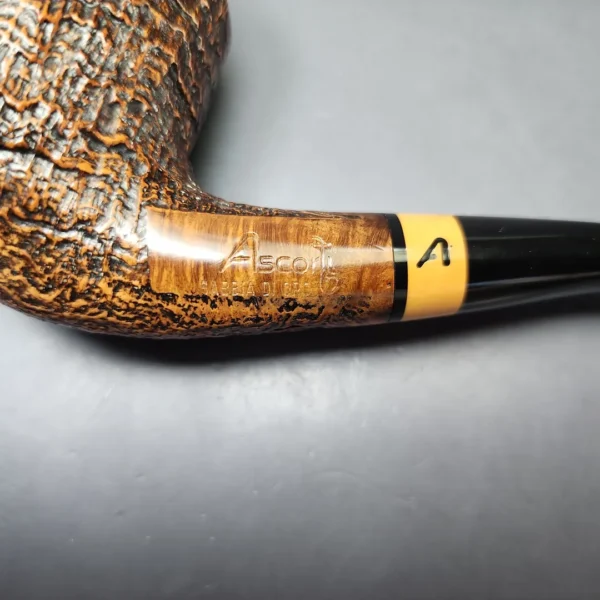 Ascorti Sabbia Di Oro Sandblasted Egg w/ Boxwood Estate Briar Pipe, Unsmoked - Image 10