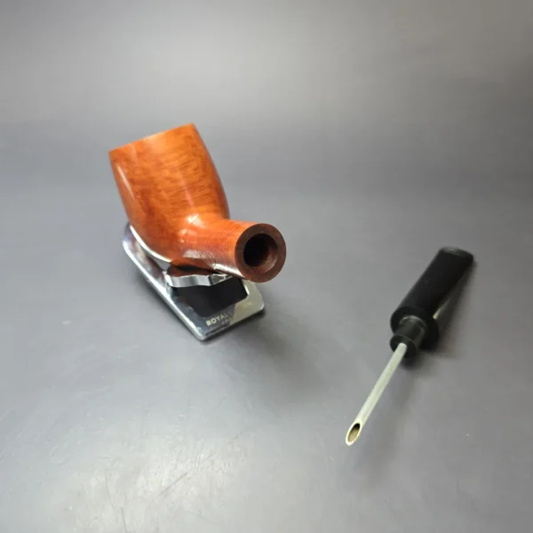 Dunhill 2000 Root Briar 6103 Smooth Billiard Estate Briar Pipe, Unsmoked - Image 13