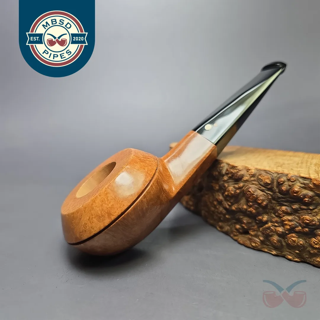 Luciano 2012 89 C Smooth Squat Bulldog Estate Briar Pipe, Unsmoked