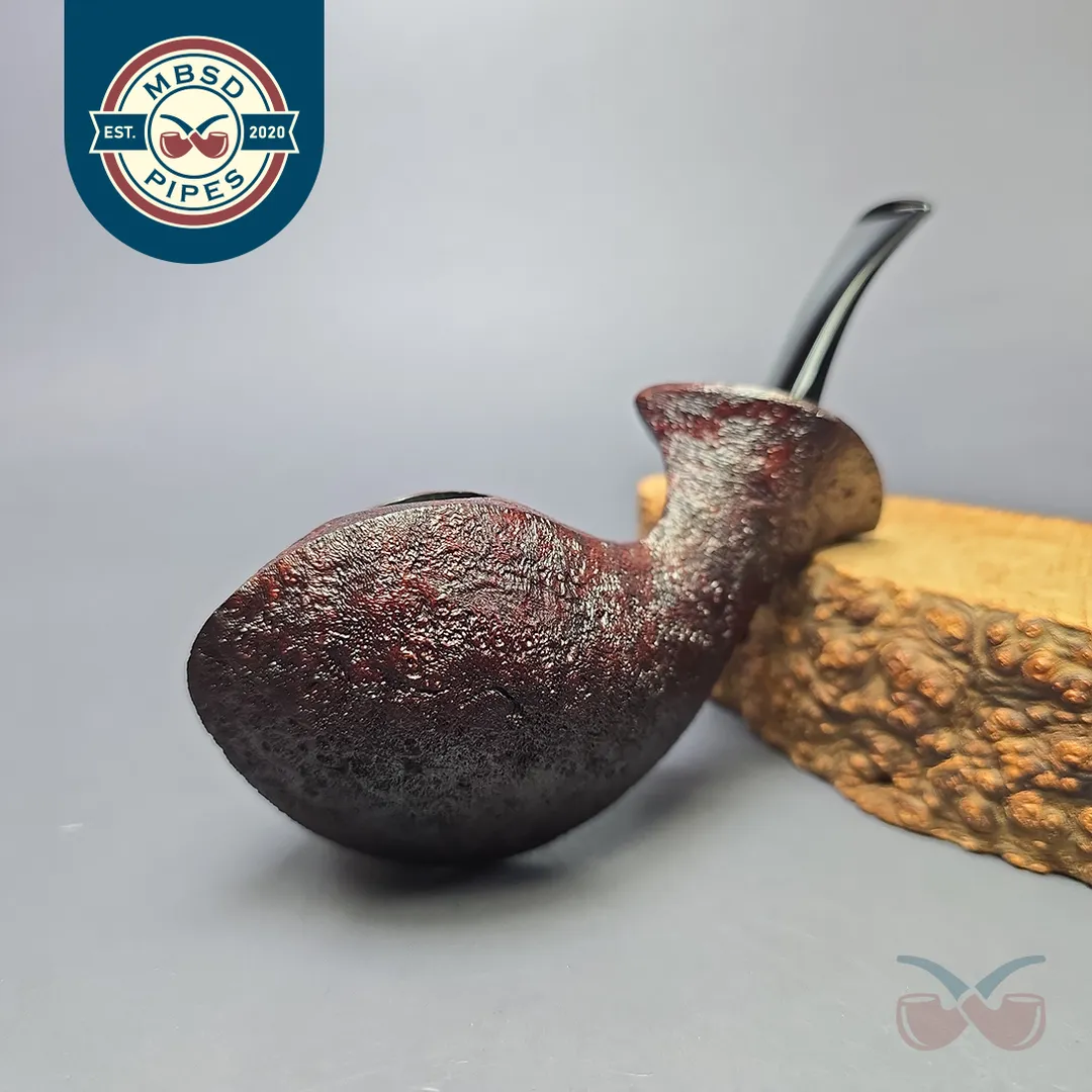 Madao 3000 Sandblasted Orca Handmade Briar Pipe, New