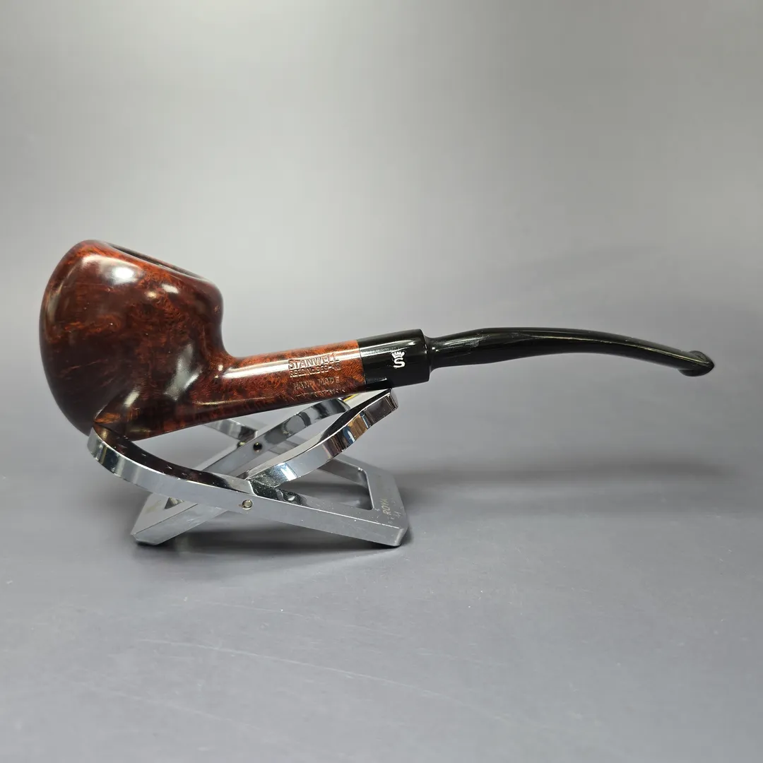 Stanwell Reg Era Hand Made 48 Smooth Acorn Estate Briar Pipe, Unsmoked - Image 2