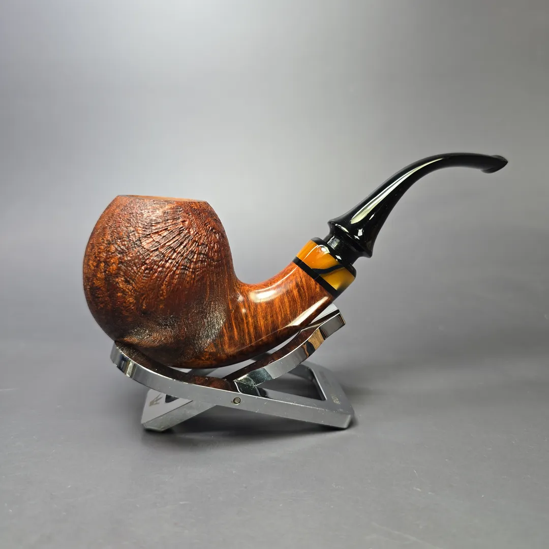 Papa Bear's Pipes by Tim Beaumont Partially Sandblasted Egg Handmade Briar Pipe, New - Image 2