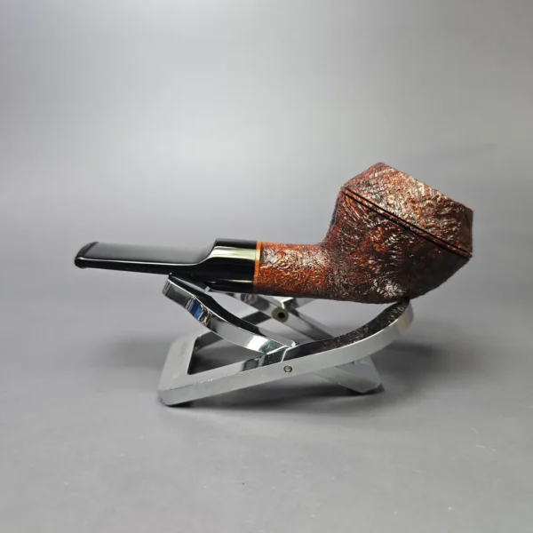 Moonshine MS02 Leather Sandblasted Devil Dog Rhodesian w/ Black Stem Briar Pipe, New - Image 4