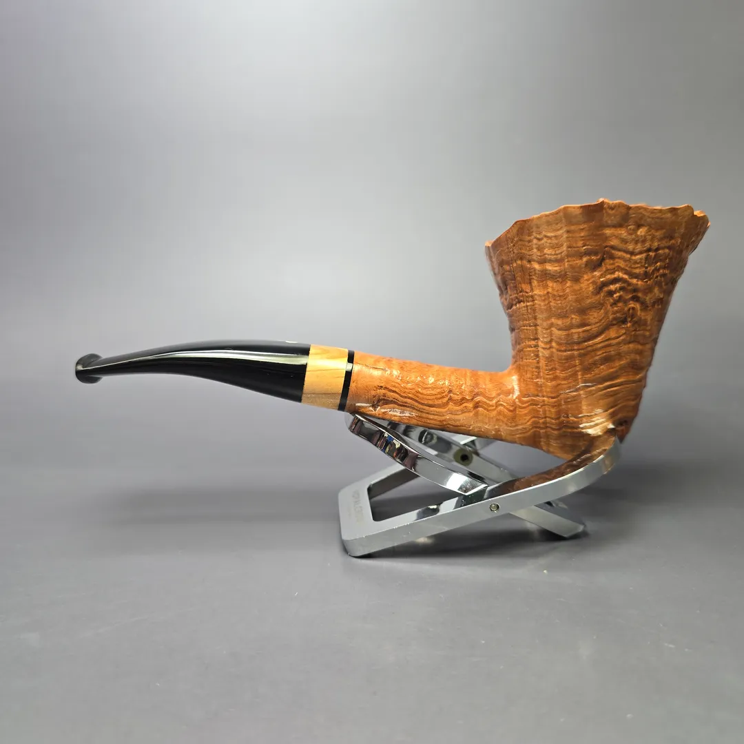 Luciano FR S* Sandblasted Freehand w/ Olivewood Estate Briar Pipe, Unsmoked - Image 4