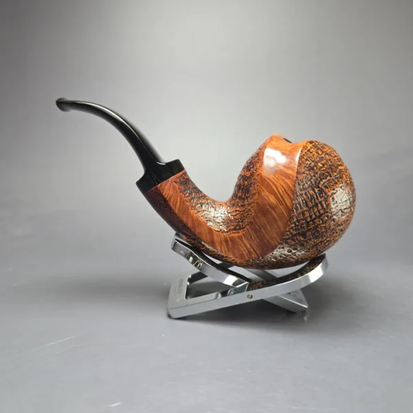 WO Larsen Pearl Grade Partially Sandblasted Cobra Estate Briar Pipe, Unsmoked - Image 4