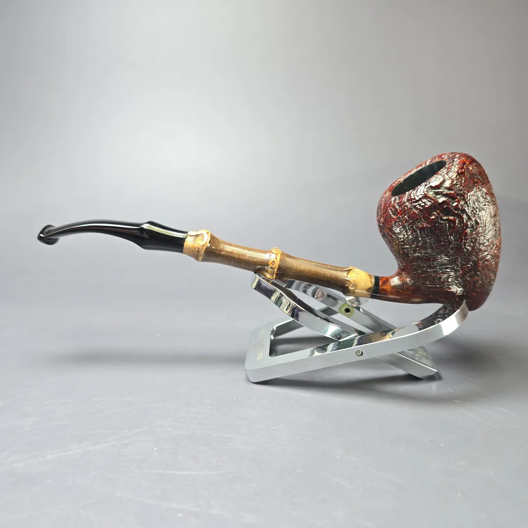 MBSD Briars Modern Masters 1 Sandblasted Peewit w/ Bamboo Briar Pipe, New - Image 5