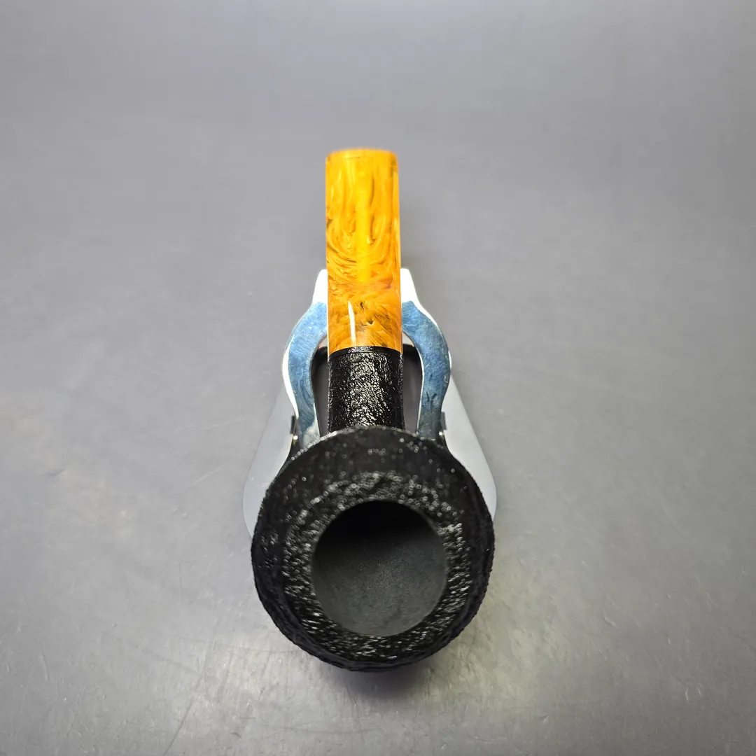 Moonshine MS02 Black Sandblasted Devil Dog Rhodesian w/ Yellow Stem Briar Pipe, New - Image 6