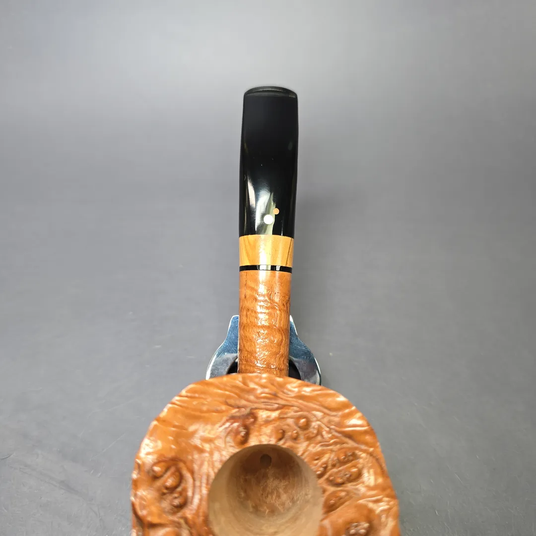Luciano FR S* Sandblasted Freehand w/ Olivewood Estate Briar Pipe, Unsmoked - Image 6