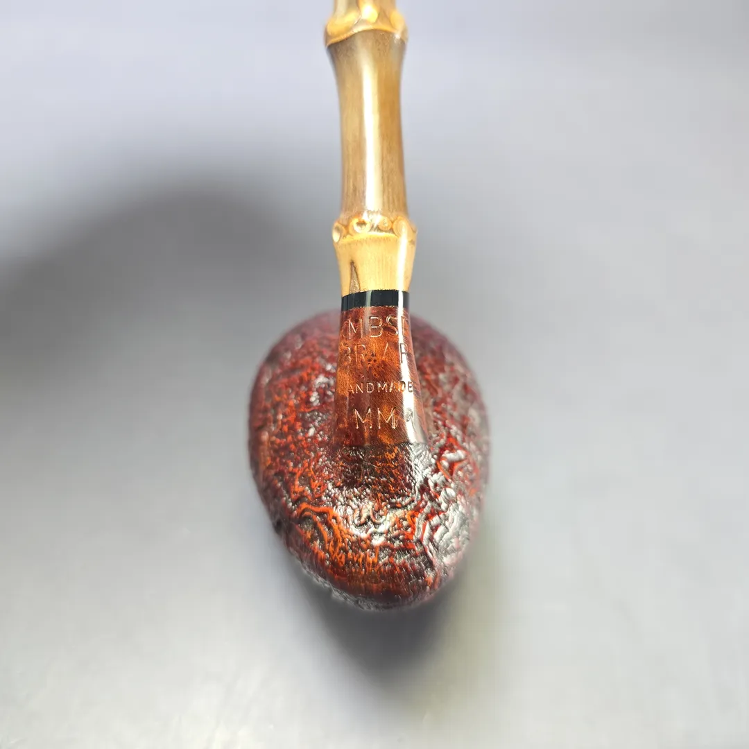 MBSD Briars Modern Masters 1 Sandblasted Peewit w/ Bamboo Briar Pipe, New - Image 8
