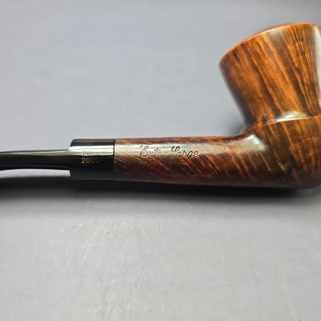 Charatan's Make Distinction Extra Large Smooth Freehand Estate Briar Pipe, English Estates - Image 8