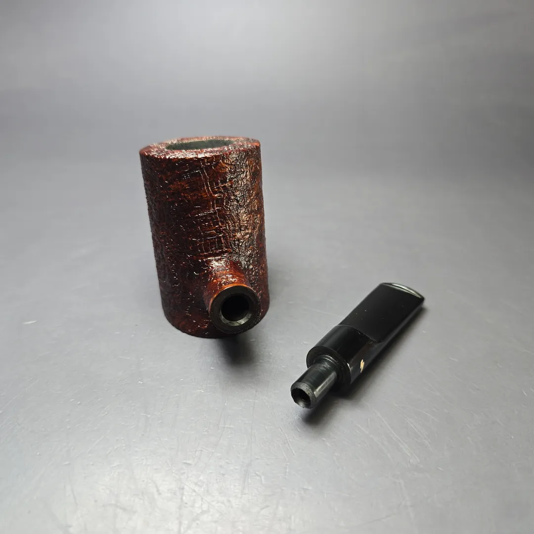 Moonshine MS06 Leather Sandblasted Stoker Poker w/ Black Stem Briar Pipe, New - Image 9