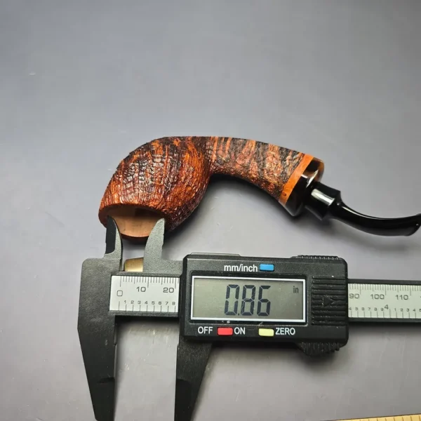 Papa Bear's Pipes by Tim Beaumont Contrast Sandblasted Cobra Handmade Briar Pipe, New - Image 10