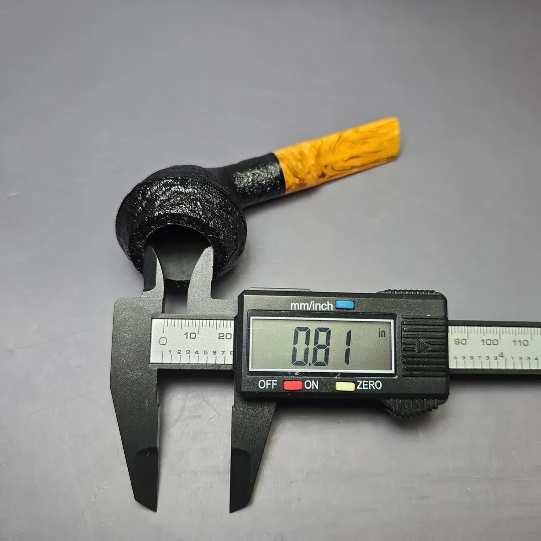 Moonshine MS02 Black Sandblasted Devil Dog Rhodesian w/ Yellow Stem Briar Pipe, New - Image 10