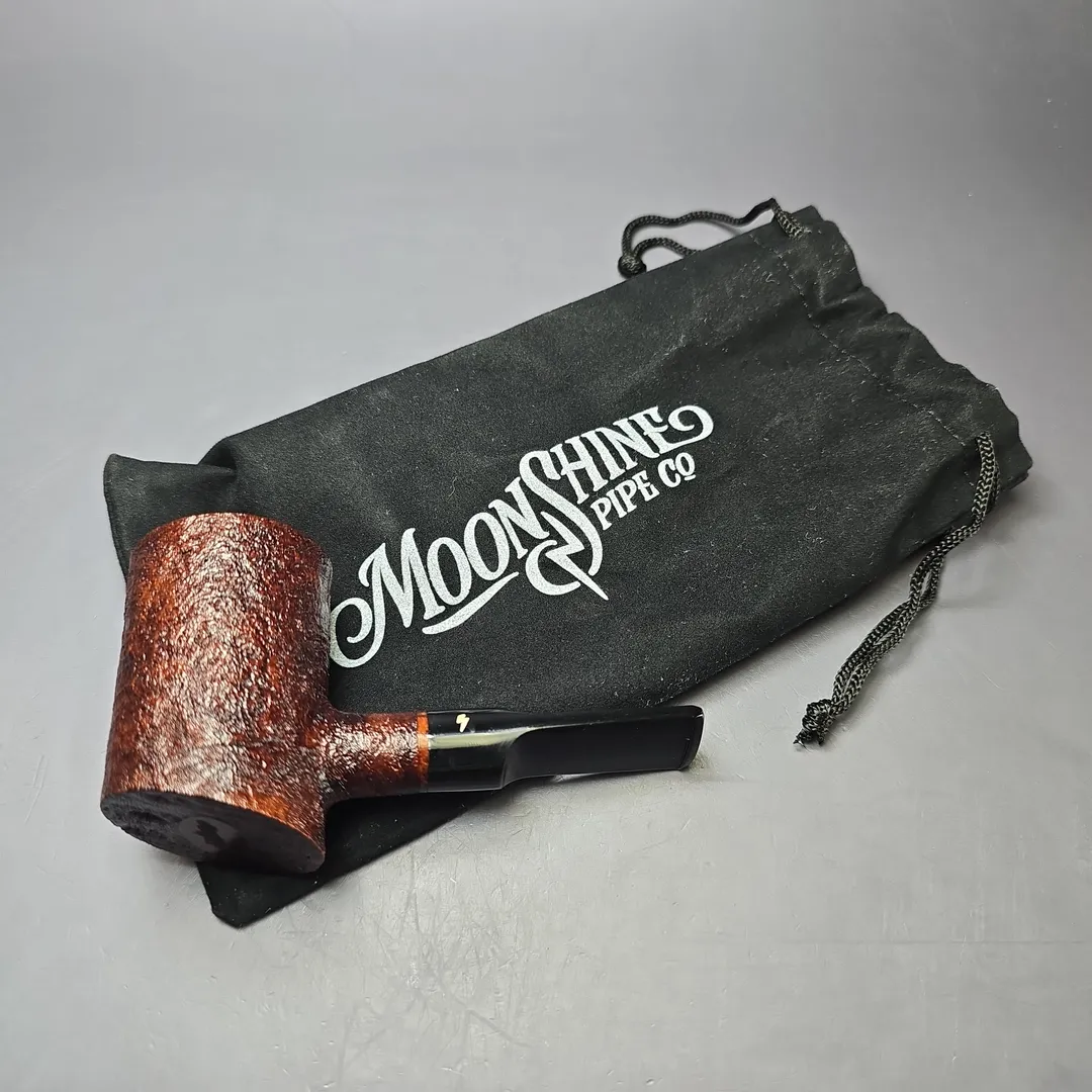 Moonshine MS06 Leather Sandblasted Stoker Poker w/ Black Stem Briar Pipe, New - Image 10
