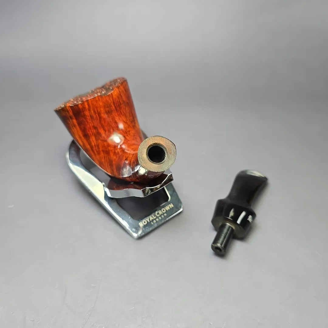 Stanwell 1980s Hand Made 126 Smooth Horn Dublin Estate Briar Pipe, Unsmoked - Image 11