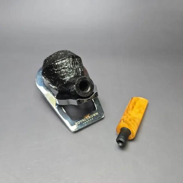 Moonshine MS02 Black Sandblasted Devil Dog Rhodesian w/ Yellow Stem Briar Pipe, New - Image 11