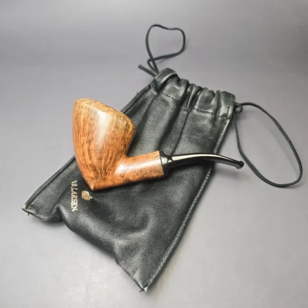 WO Larsen Straight Grain F Smooth Dublin Estate Briar Pipe, Danish Estates - Image 13