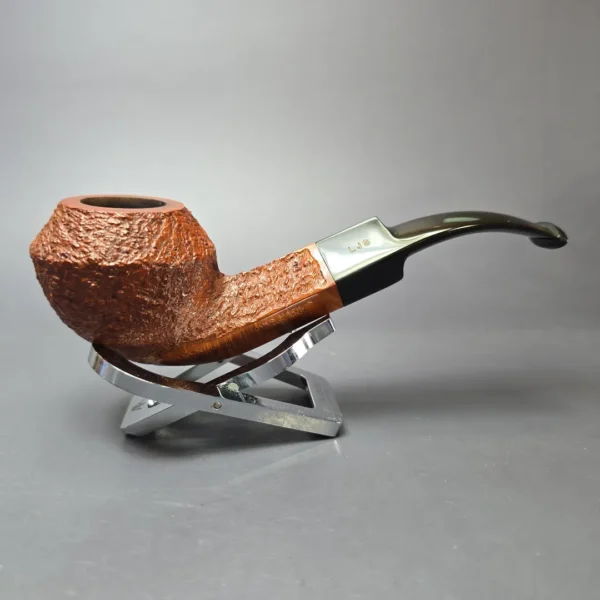 Ferndown Antique Bark 3 Star Partially Rusticated Bulldog Estate Briar Pipe, English Estates - Image 3