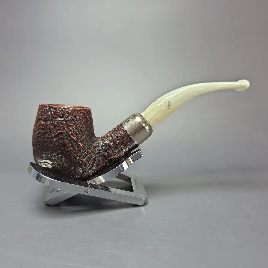 Peterson 2017 Christmas Pipe 69 Sandblasted Bent Billiard Estate Briar Pipe, Irish Estates - Image 2