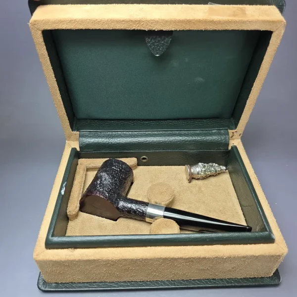 Dunhill Christmas 2000 Shell Briar Sandblasted Poker w/ Case & Tamper (7/500) Estate Briar Pipe, Unsmoked - Image 15