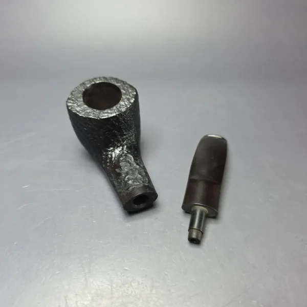 GBD Prehistoric 1626 Sandblasted Scoop Estate Briar Pipe, English Estates - Image 12
