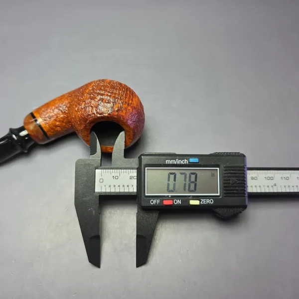 Qi Studio Contrast Sandblasted Apple Estate Briar Pipe, Unsmoked - Image 11