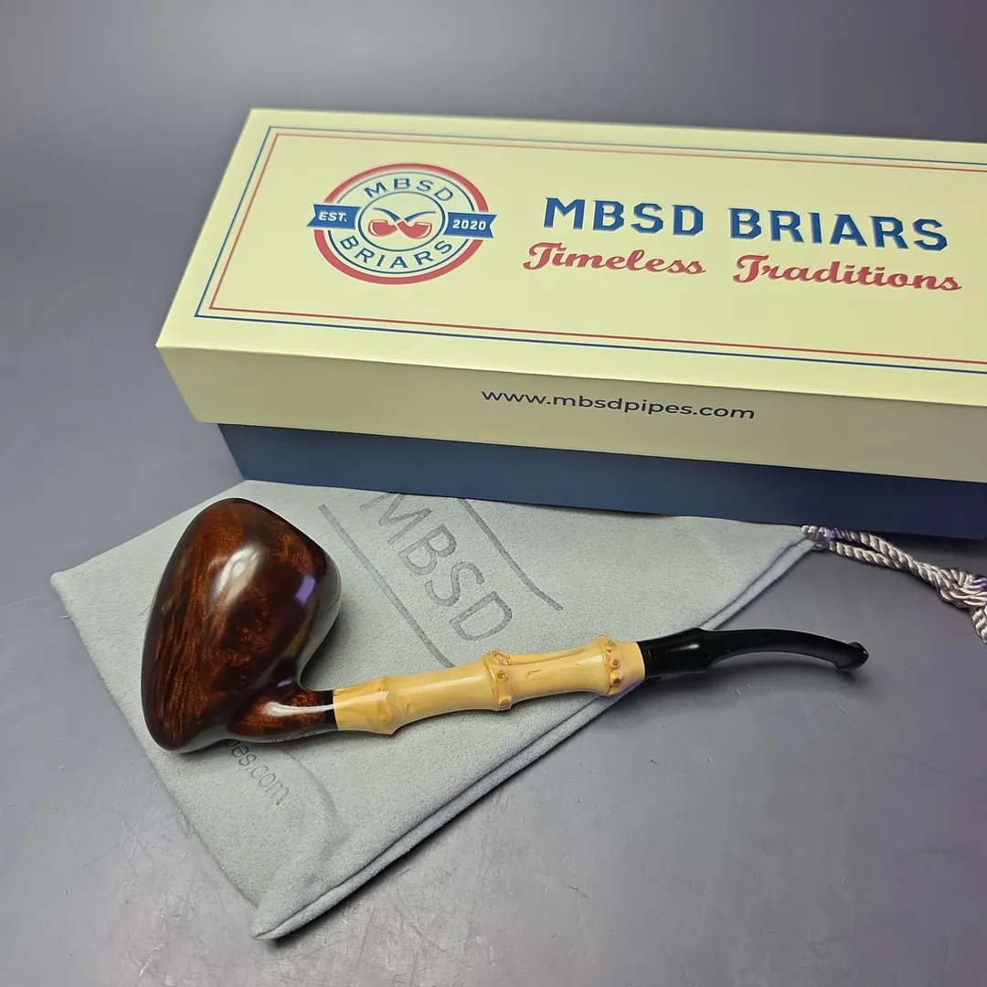 MBSD Briars Modern Masters 1 Smooth Peewit w/ Bamboo Briar Pipe, New - Image 2