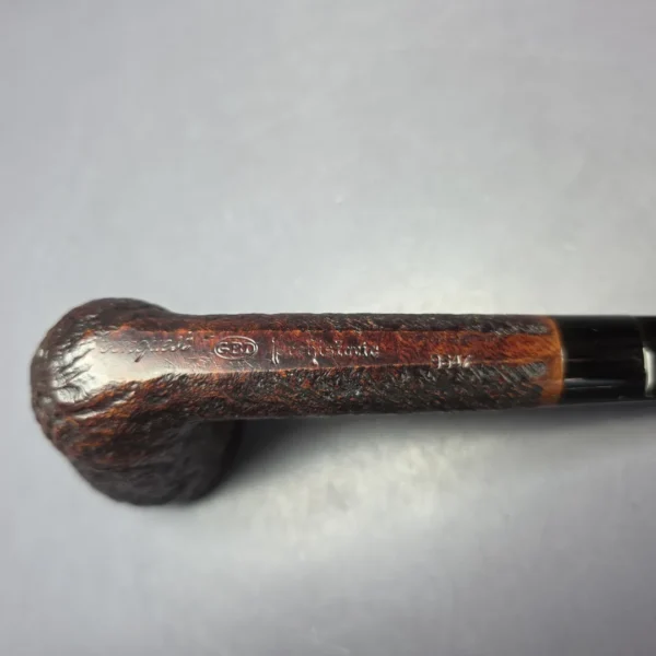 GBD Pre-1980s Prehistoric Conquest 9647 Sandblasted Lumberman Estate Briar Pipe, English Estates - Image 8