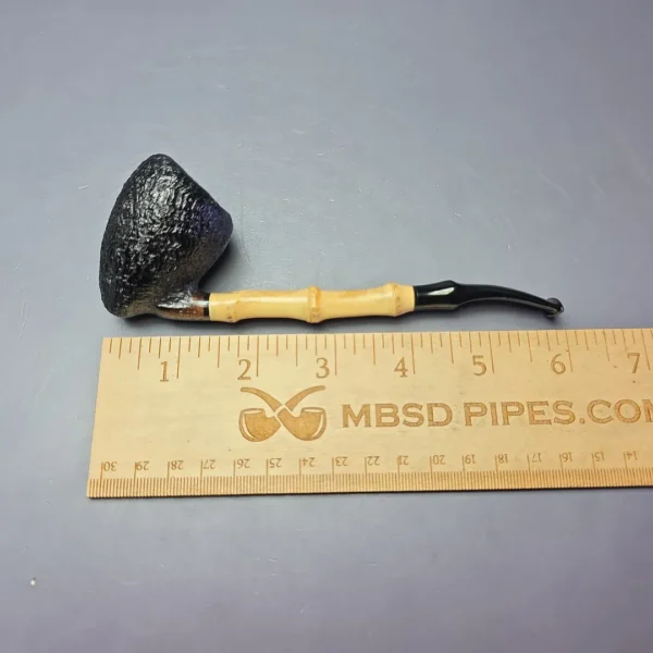 MBSD Briars Modern Masters 1 Sandblasted Peewit w/ Bamboo Handmade Briar Pipe, New - Image 10
