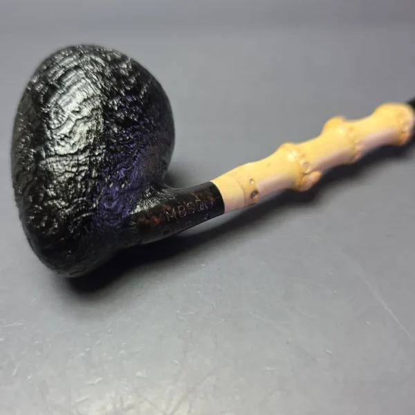 MBSD Briars Modern Masters 1 Sandblasted Peewit w/ Bamboo Briar Pipe, New - Image 9