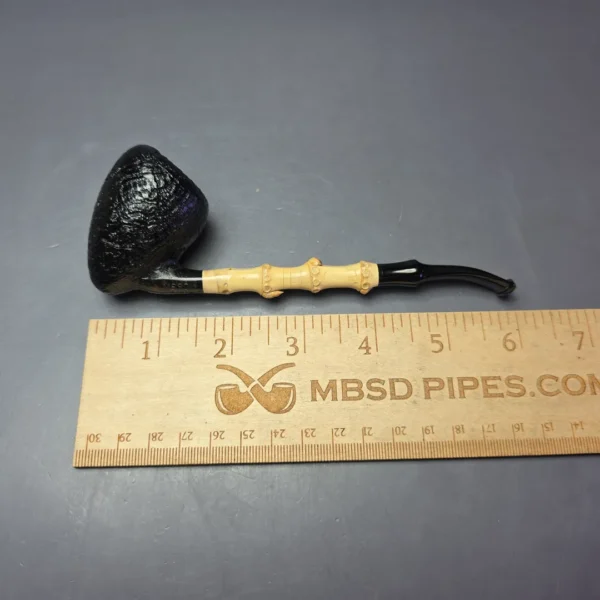 MBSD Briars Modern Masters 1 Sandblasted Peewit w/ Bamboo Briar Pipe, New - Image 10