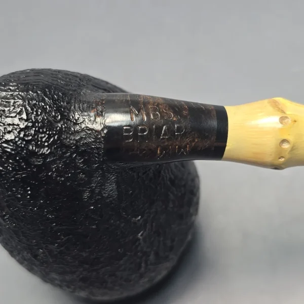 MBSD Briars Modern Masters 1 Sandblasted Peewit w/ Bamboo Handmade Briar Pipe, New - Image 11