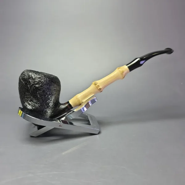 MBSD Briars Modern Masters 1 Sandblasted Peewit w/ Bamboo Handmade Briar Pipe, New - Image 3
