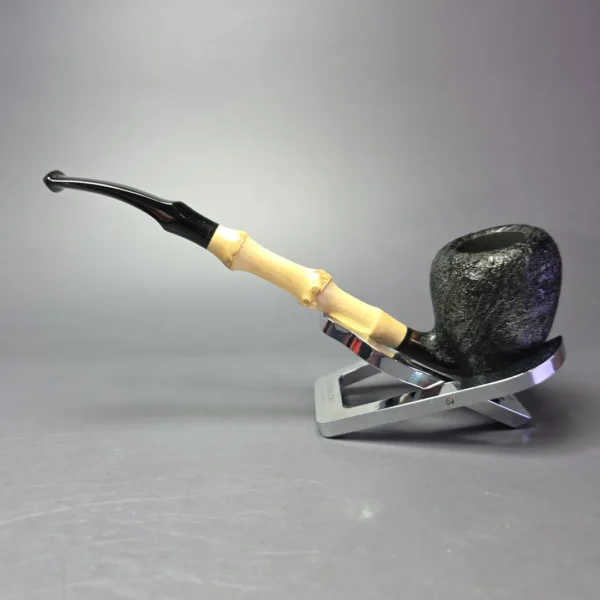 MBSD Briars Modern Masters 1 Sandblasted Peewit w/ Bamboo Handmade Briar Pipe, New - Image 5