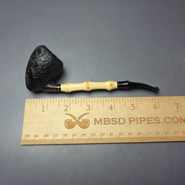 MBSD Briars Modern Masters 1 Sandblasted Peewit w/ Bamboo Handmade Briar Pipe, New - Image 9