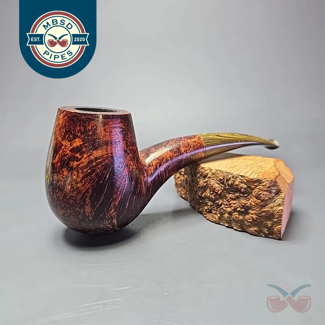 Sean Reum XL Eggshell Sandblasted Hawkbill Estate Briar Pipe, American Estates