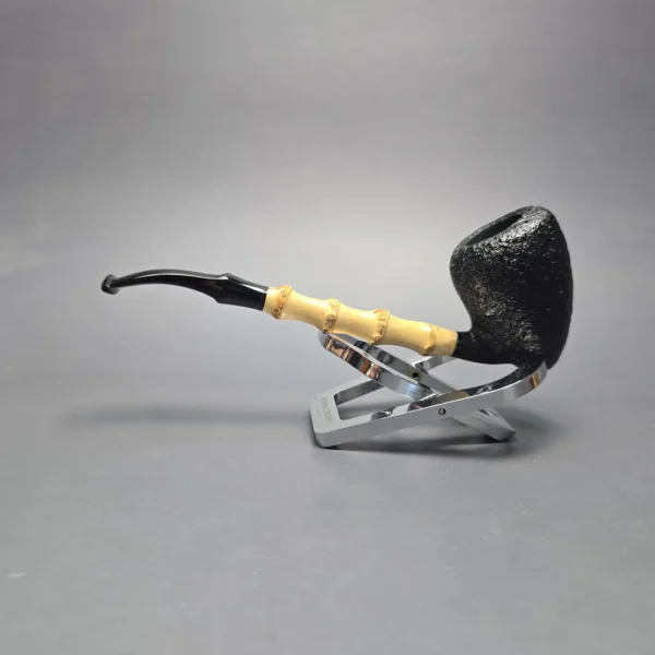 MBSD Briars Modern Masters 1 Sandblasted Peewit w/ Bamboo Handmade Briar Pipe, New - Image 4