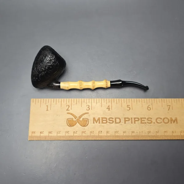 MBSD Briars Modern Masters 1 Sandblasted Peewit w/ Bamboo Handmade Briar Pipe, New - Image 13