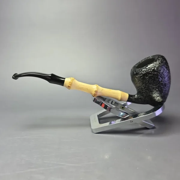 MBSD Briars Modern Masters 1 Sandblasted Peewit w/ Bamboo Briar Pipe, New - Image 5