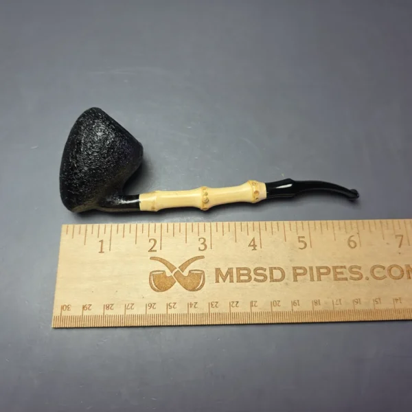 MBSD Briars Modern Masters 1 Sandblasted Peewit w/ Bamboo Briar Pipe, New - Image 9