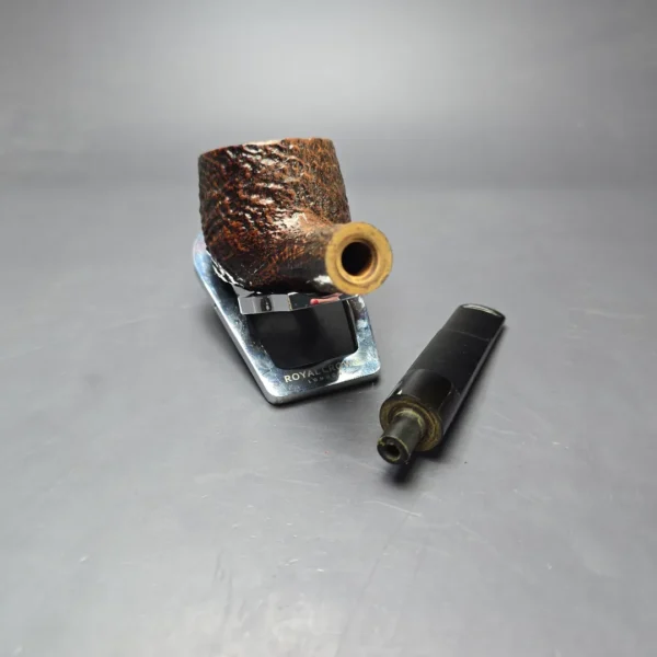 Charatan's Make 4148DC Sandblasted Pot Estate Briar Pipe, English Estates - Image 12