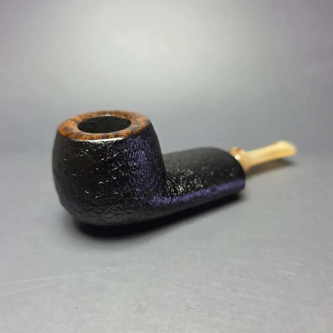 J Mouton Partially Sandblasted Wide Shank Apple / Horn Handmade Briar Pipe, New - Image 2