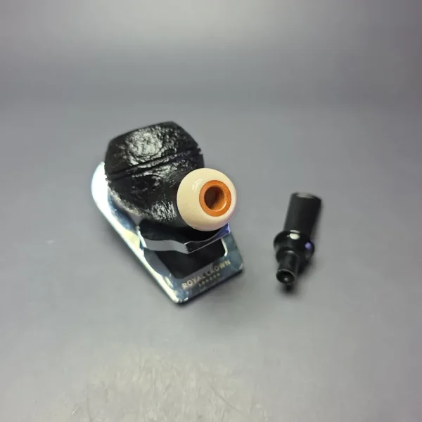 Qi Studio Partially Sandblasted Rhodesian Estate Briar Pipe, Unsmoked - Image 10